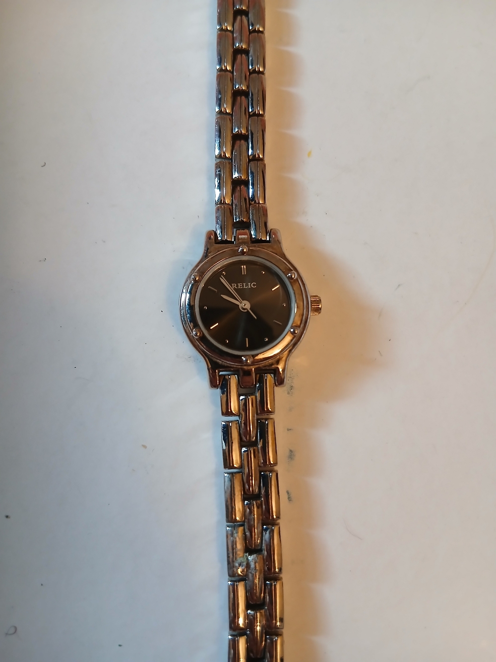 Relic Women's Silver-Tone Link Bracelet Watch with Black Dial